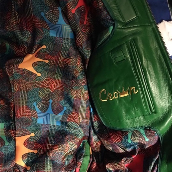 Jackets - Picture 6 of 16